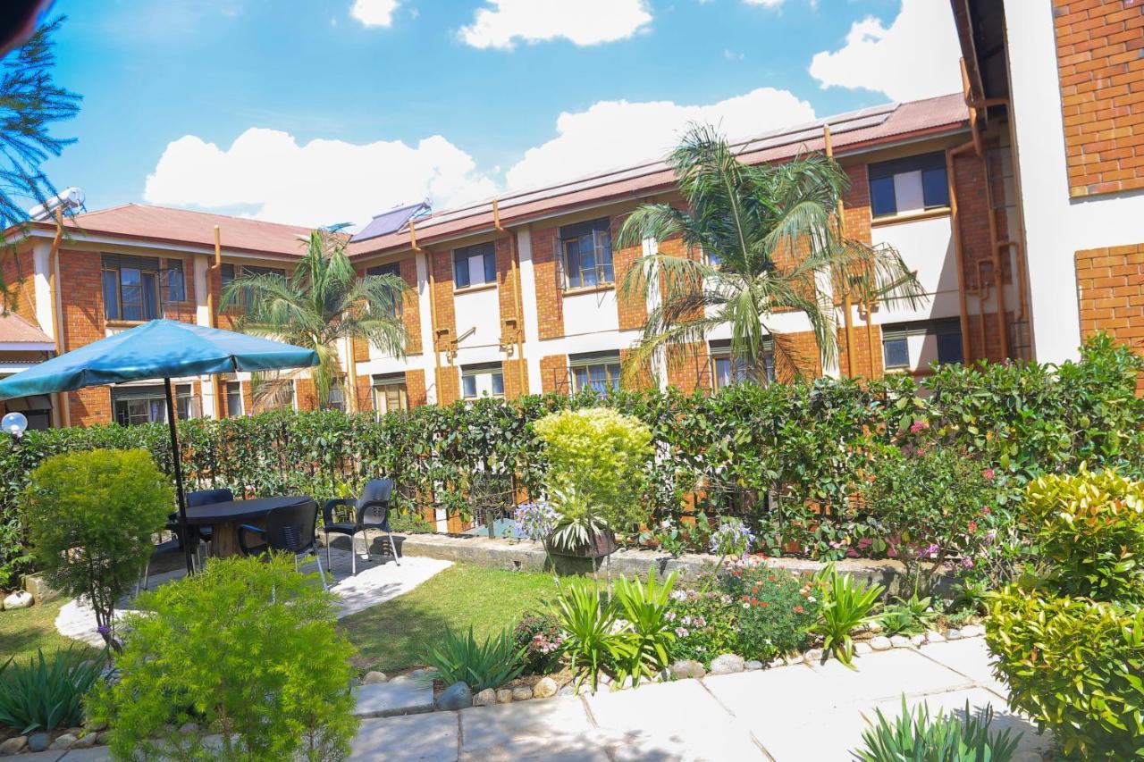 Acacia Hotel Mbarara Buitenkant foto